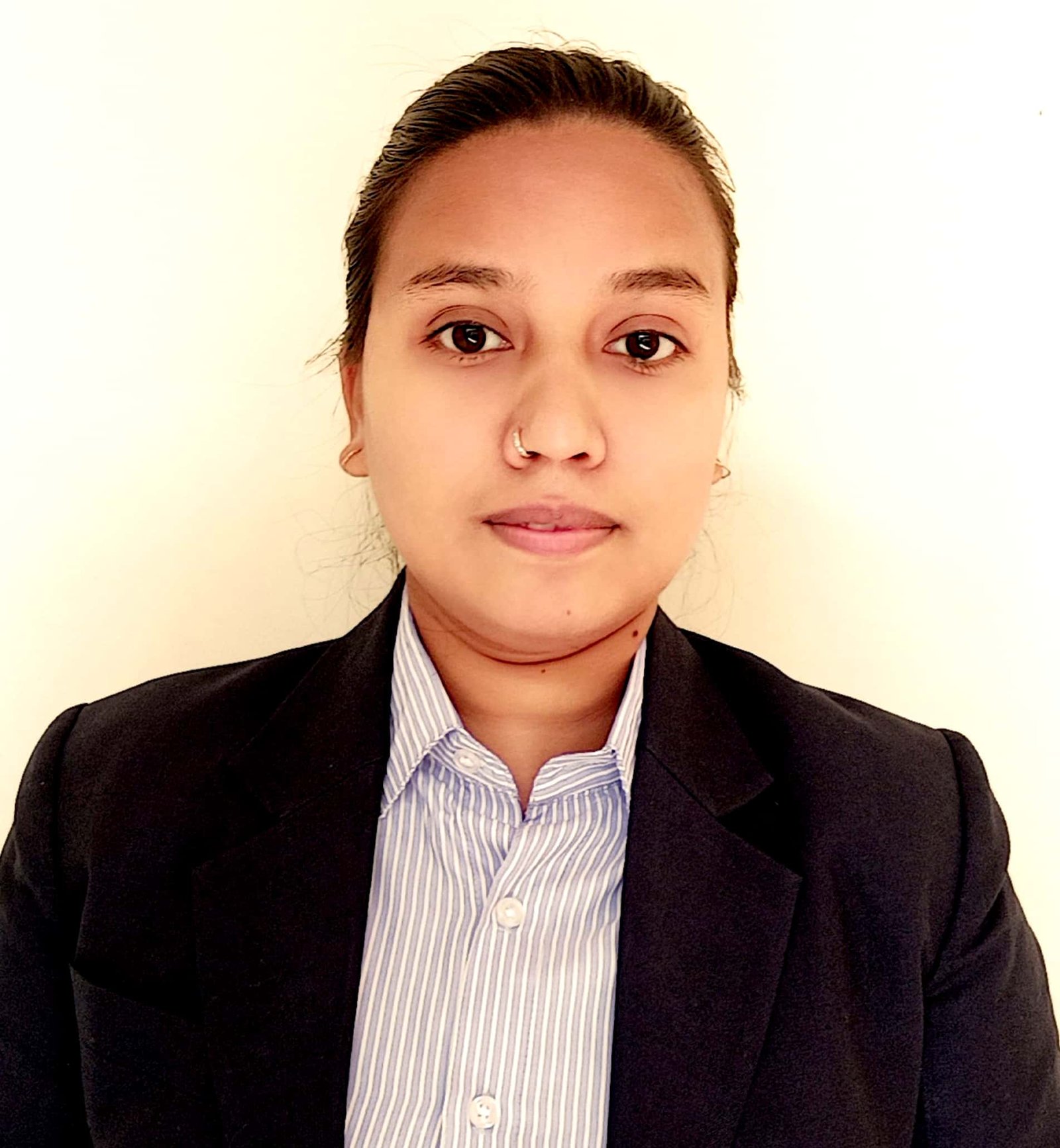 Dr. Anugya Raj PT, Best Physiotherapist Rohini, professional physiotherapist at Jyosa Advanced Physiotherapy